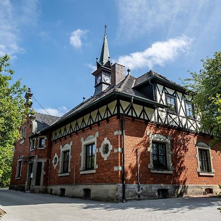 Alte Schule Spittelstein 1Og Rechts Apartment Rödental Екстериор снимка