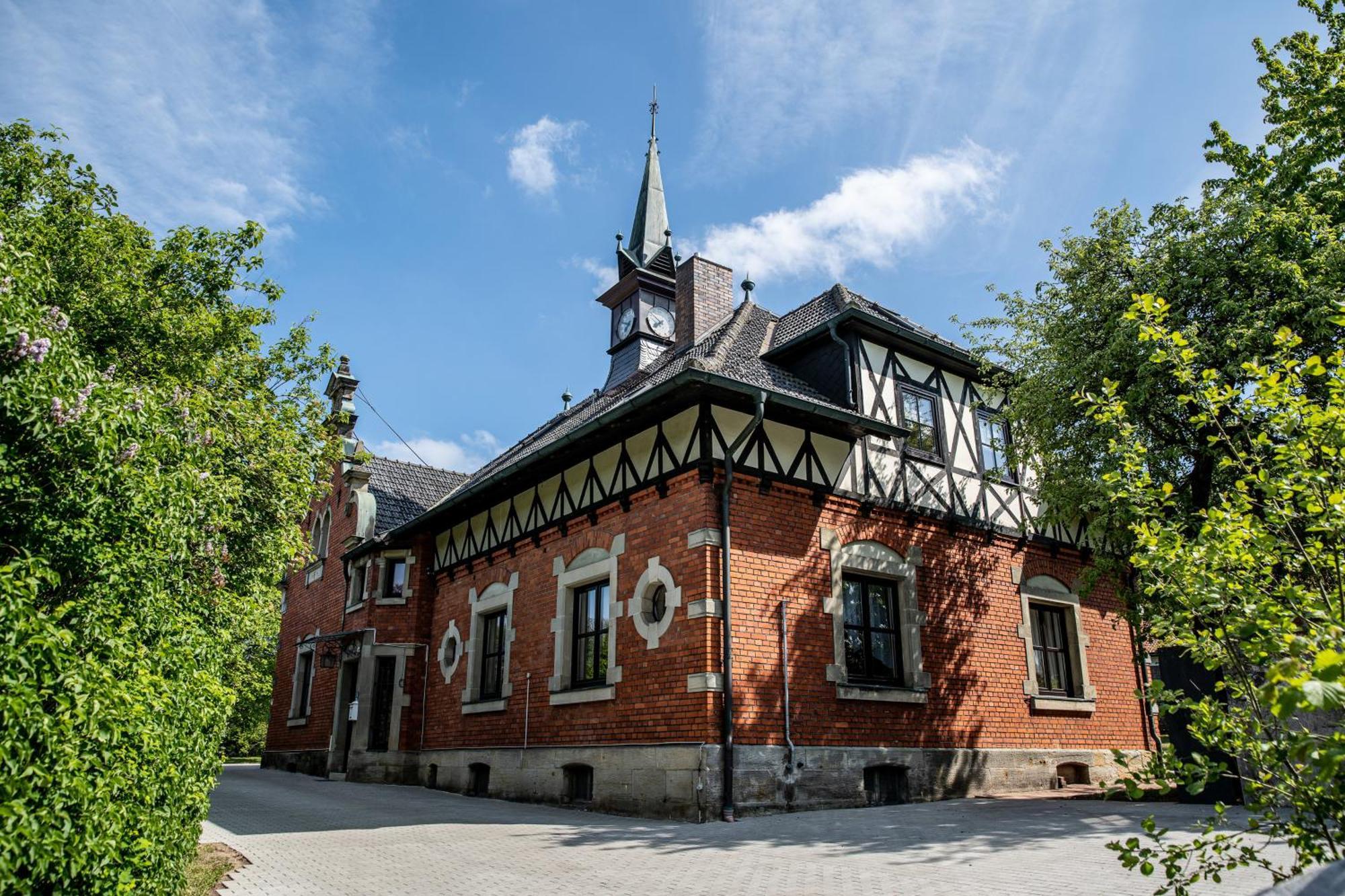 Alte Schule Spittelstein 1Og Rechts Apartment Rödental Екстериор снимка