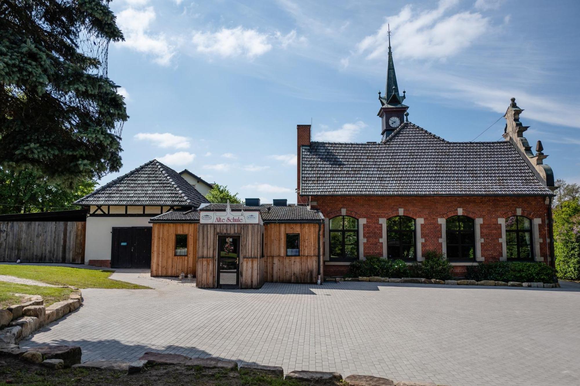 Alte Schule Spittelstein 1Og Rechts Apartment Rödental Екстериор снимка